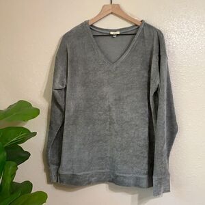 Kori America | gray v-neck pullover sweater